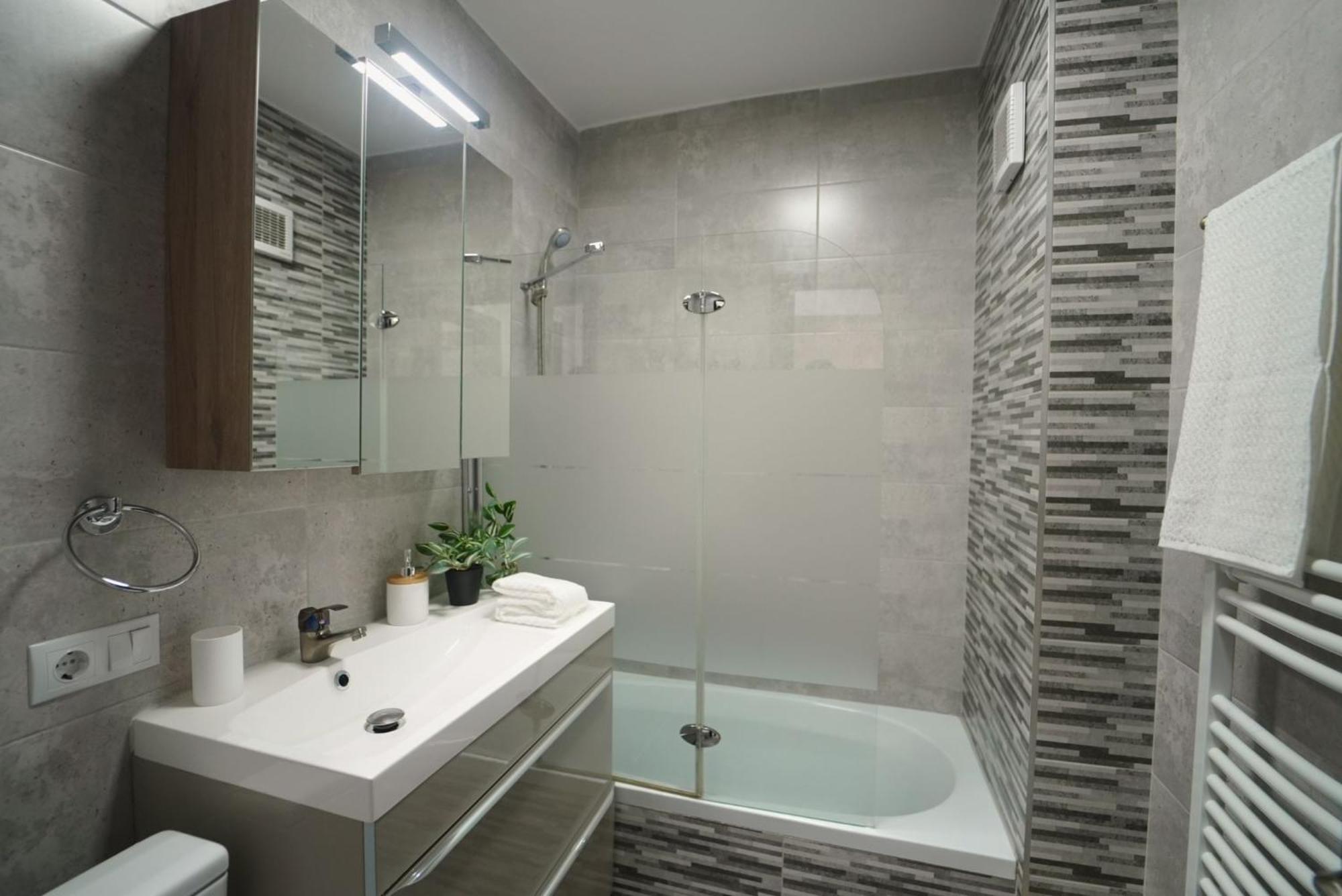 Luxury Apartament Ultracentral Of Suceava Esplanada Екстер'єр фото