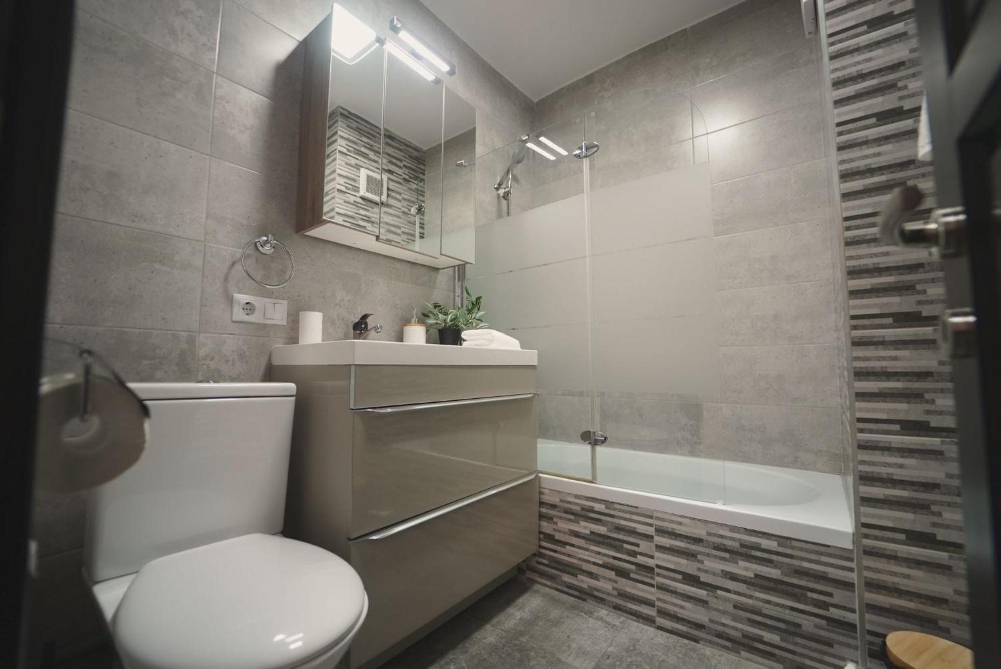 Luxury Apartament Ultracentral Of Suceava Esplanada Екстер'єр фото