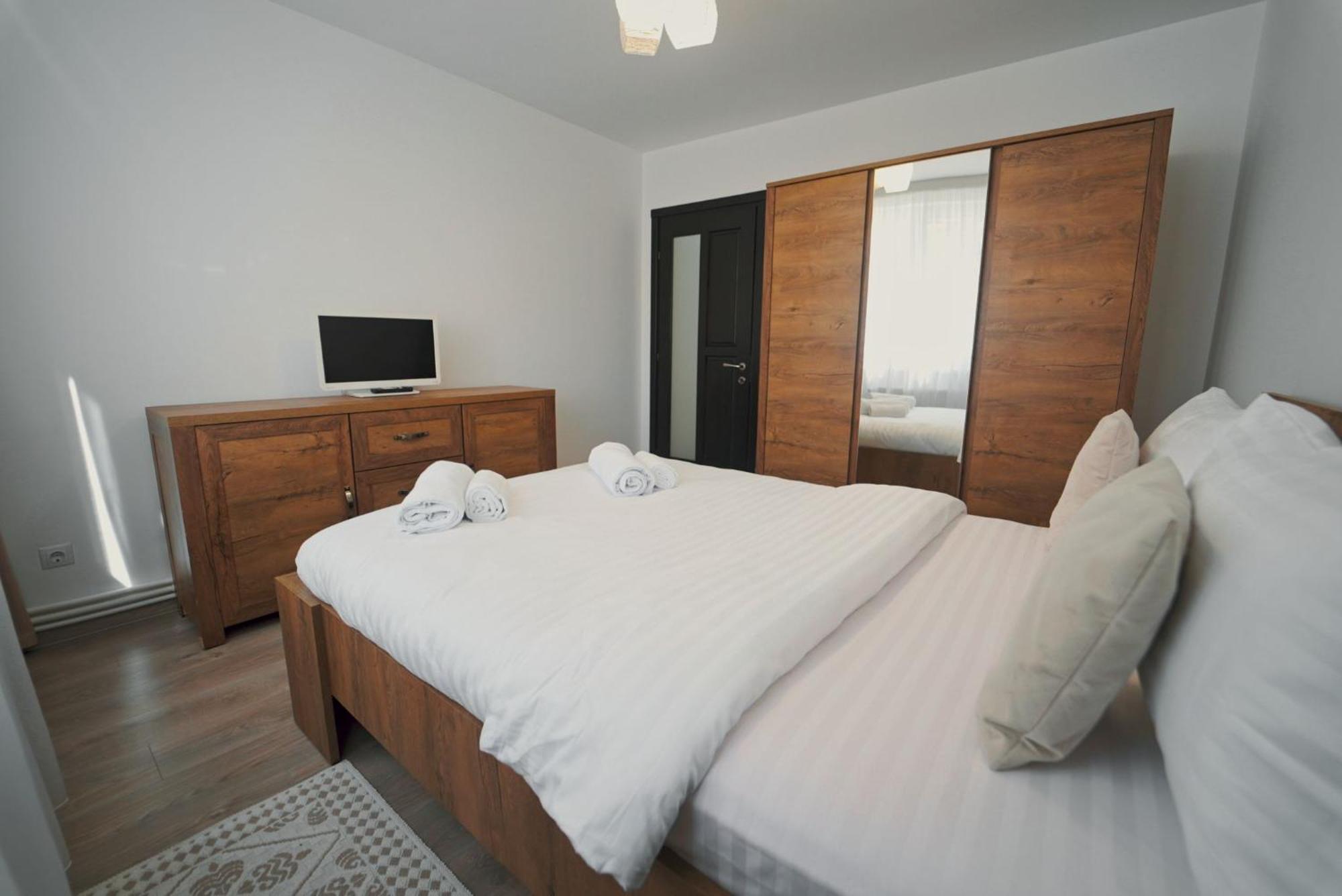 Luxury Apartament Ultracentral Of Suceava Esplanada Екстер'єр фото