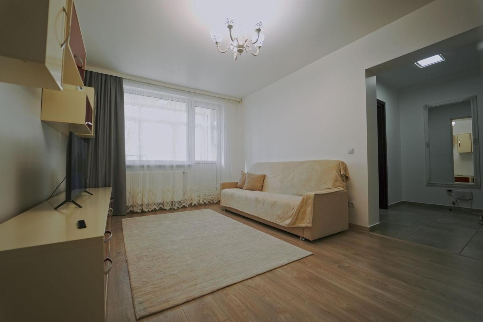 Luxury Apartament Ultracentral Of Suceava Esplanada Екстер'єр фото
