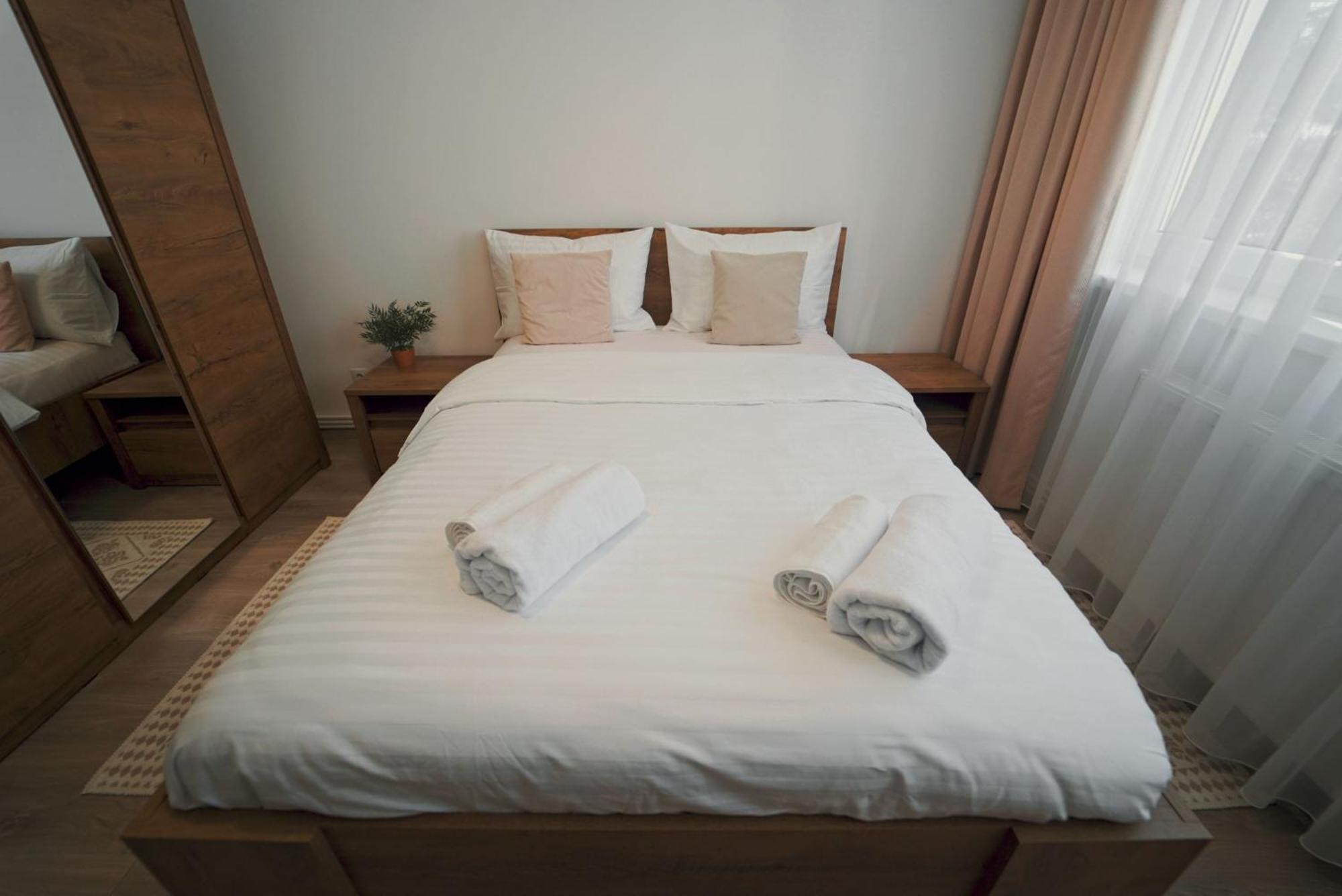 Luxury Apartament Ultracentral Of Suceava Esplanada Екстер'єр фото